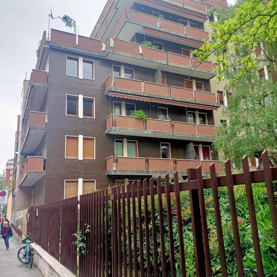 Egadi House Apartment มิลาน ภายนอก รูปภาพ