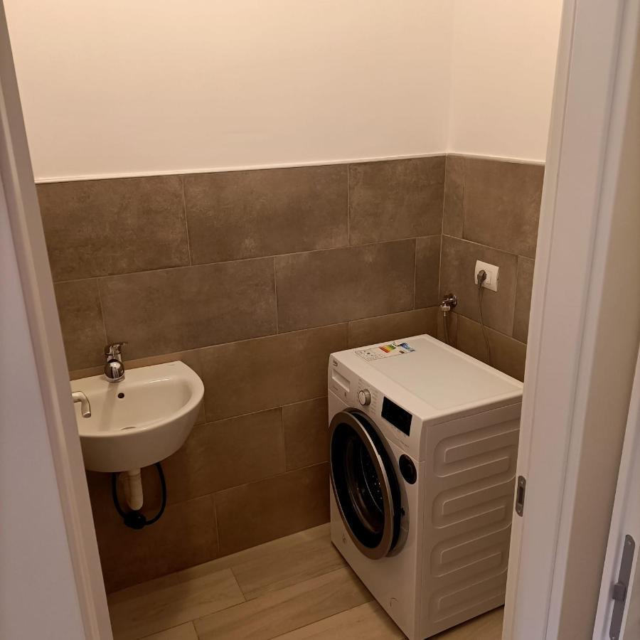 Egadi House Apartment มิลาน ภายนอก รูปภาพ